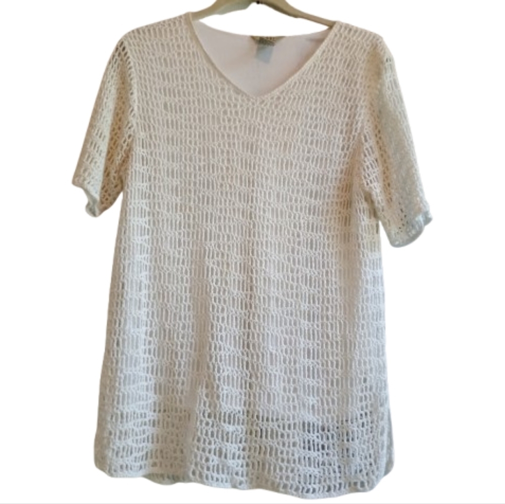 Teddi Medium White Crochet Mesh Top Lined Hippie Boho Festival Lagenlook